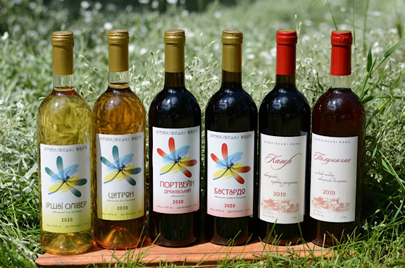 Картинка дегустація вина на виноробні дрюківські вина